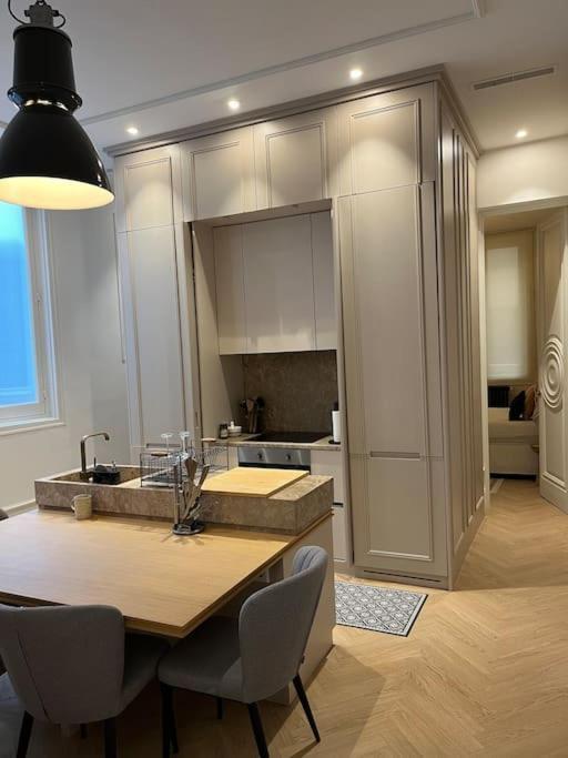 El Botones - Nuevo Apartamento De Diseno Barco Madrid Ngoại thất bức ảnh